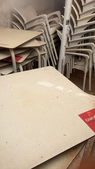 Mesas y Sillas Terraza Bar