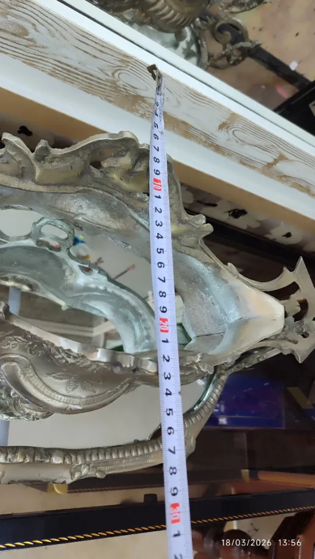 Centro mesa antigua de bronce bañado