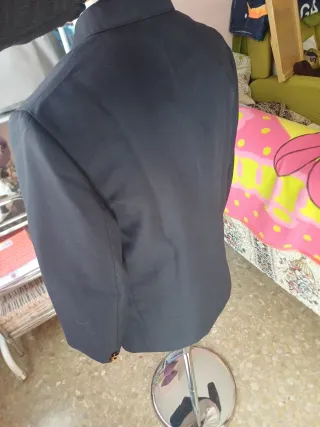 Chaqueta comunión niño negra botones dorados