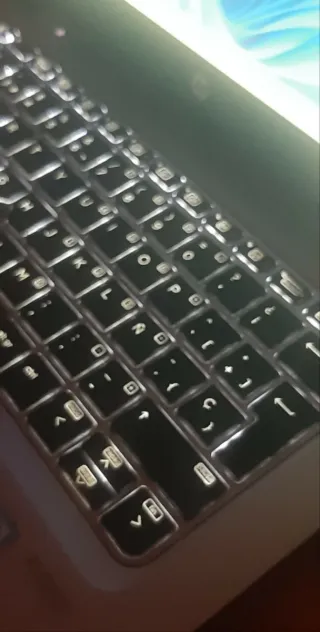 HP Elitebook 820 G4 i5 12GB RAM 500GB SSD