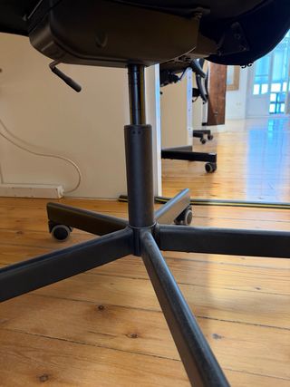 Silla de oficina Ikea negra FLINTAN