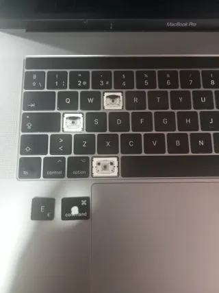 MacBook Pro Touch Bar para piezas