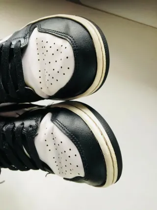 Nike Air Jordan 1 Mid