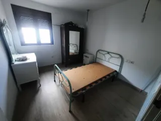 Cama antigua de hierro 105ctms