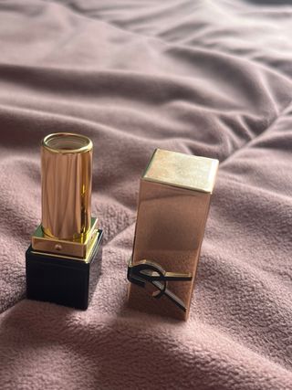Pintalabios Yves Saint Laurent Dorado y Negro