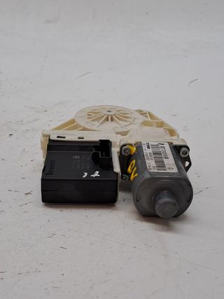 MOTOR ELEVALUNAS TRASERO IZQUIERDO RENAULT MEGANE III SPORT