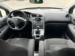 Peugeot 5008 2016 HDi 120cv