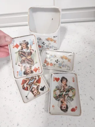 Cenicero porcelana flores y cartas