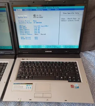 2 PC Portatiles Samsung NP-R40 LEER ANUNCIO