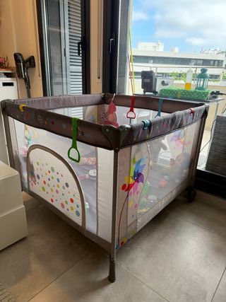 Parque infantil bebé como nuevo