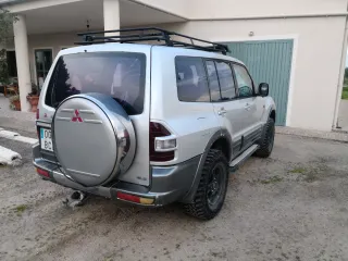 Mitsubishi Montero vendo o cambio por furgoneta