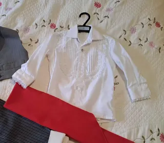 Traje corto bebé niño