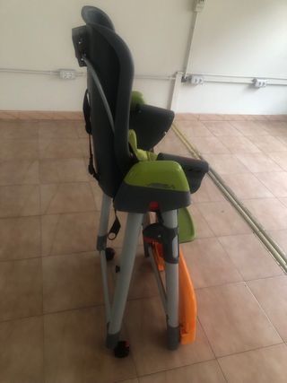 Trona, seggiolino, fasciatoio e amaca per bambini