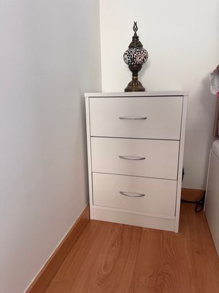 Lote Cómoda, Mesita y Armario