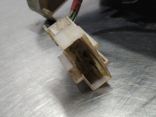 PILOTO TRASERO DERECHO NISSAN PICKUP (D22) YD25