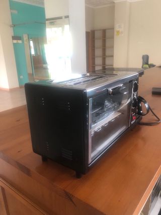 Cafetera, Grill y Tostadora 3 en 1