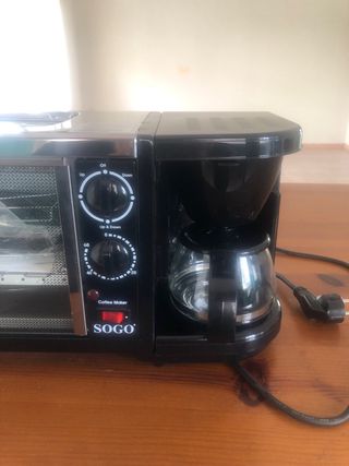 Cafetera, Grill y Tostadora 3 en 1