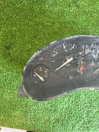 Cuadro instrumentos Opel Corsa B