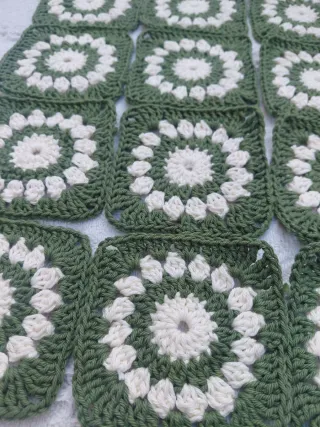 12 Cuadros Granny Crochet 10 cm