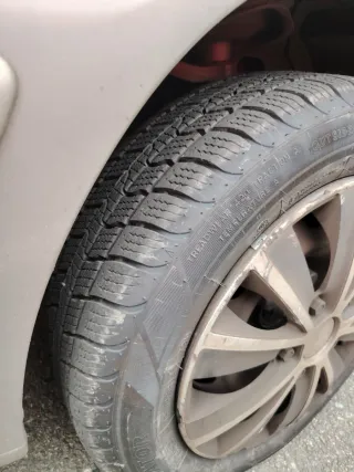 Citroen Saxo 2002, cambio por moto scuter 125.