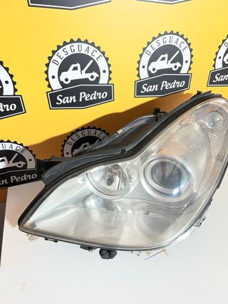 Faro Mercedes CLS 219