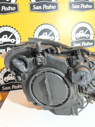 Faro Mercedes CLS 219