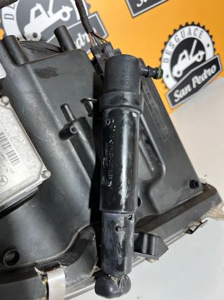 Faro Mercedes CLS 219