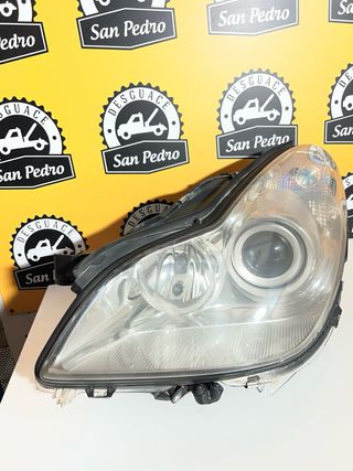 Faro Mercedes CLS 219