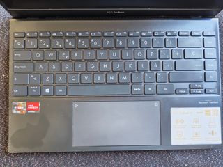 ASUS ZenBook 14 - Windows 11