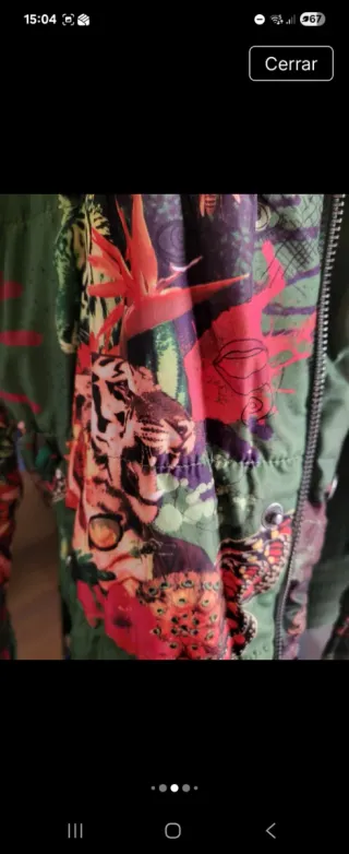 Chaqueta Desigual verde con capucha y pelo