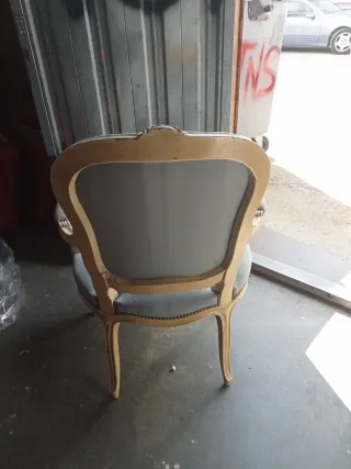 Sillón estilo Luis XV azul