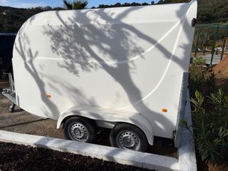 Remolque de fibra Carro