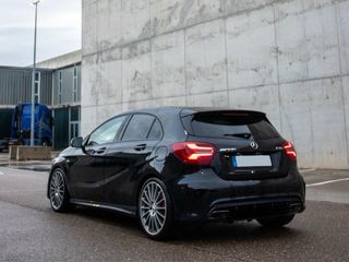 A45 AMG 4MATIC 381CV