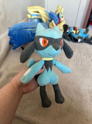Peluches Pokémon Varios