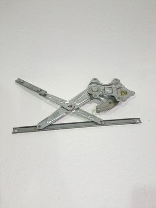 ELEVALUNAS TRASERO DERECHO MITSUBISHI ASX 618404