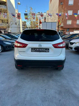 Nissan Qashqai 2015