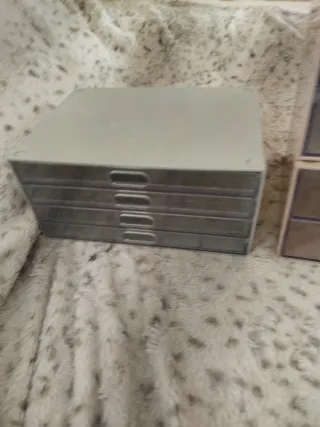 Tres Cajoneras organizadoras rosa y gris