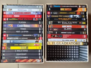 Lotto di 30 DVD in ottime condizioni