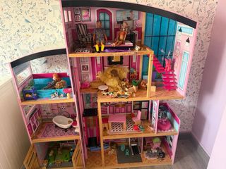 Casa de muñecas grande