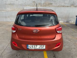 Hyundai i10 4 cilindros con 136700 kilometeos