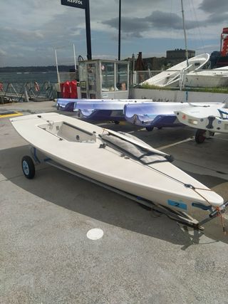 Velero Laser ILCA 7. Coruña
