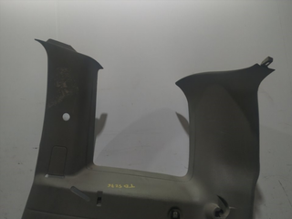 MOLDURAS TRASERAS CHRYSLER JEEP CHEROKEE (KJ)