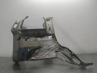 MOLDURAS TRASERAS CHRYSLER JEEP CHEROKEE (KJ)