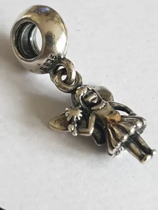 Charm Pandora fata con cuore dorato