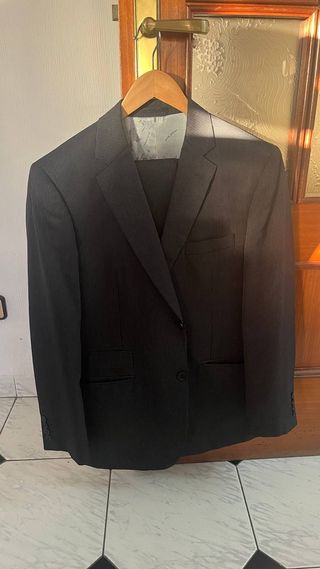 3 trajes Under Blue T42 | Elegantes y oportunidad