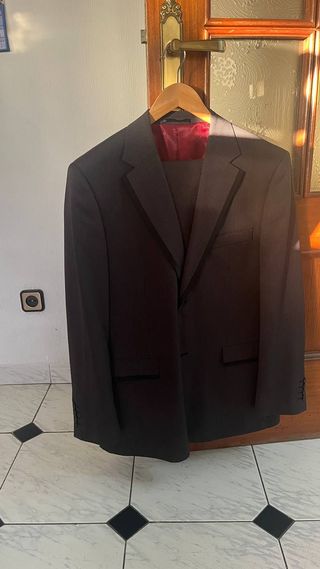 3 trajes Under Blue T42 | Elegantes y oportunidad