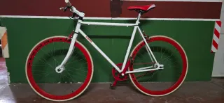 Bicicleta Fixie Coppi Blanca y Roja