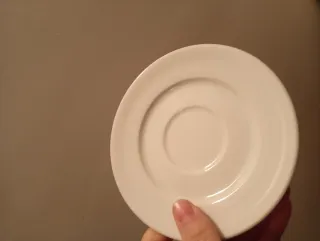 12 Bicchieri e piatti da caffè in porcellana bianca