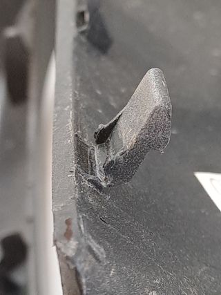 PLASTICO CITROEN BERLINGO 686615