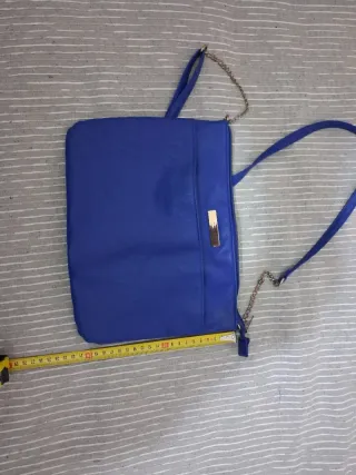 Bolso de hombro azul klein tendencia trend